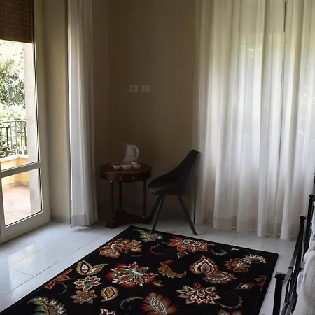 Cospea B&B-3